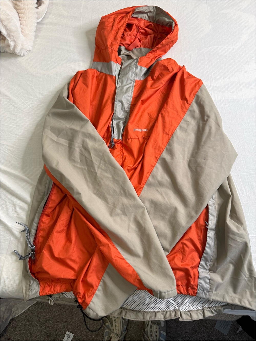 Patagonia Men’s  Orange and Tan Windbreaker Jacket